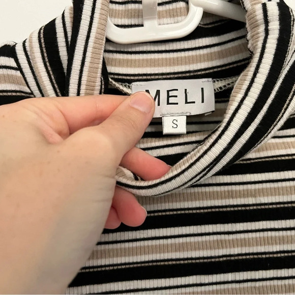 Striped ribbed turtleneck black tan white size small NWOT - Picture 6 of 10